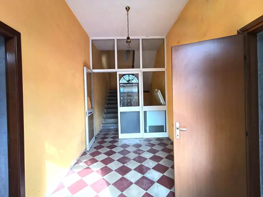 Immagine 10 di Casa semindipendente in vendita  a Gallicano