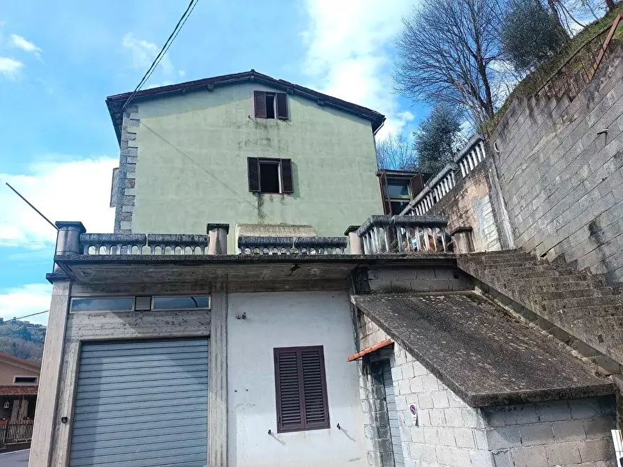 Immagine 4 di Casa semindipendente in vendita  a Gallicano