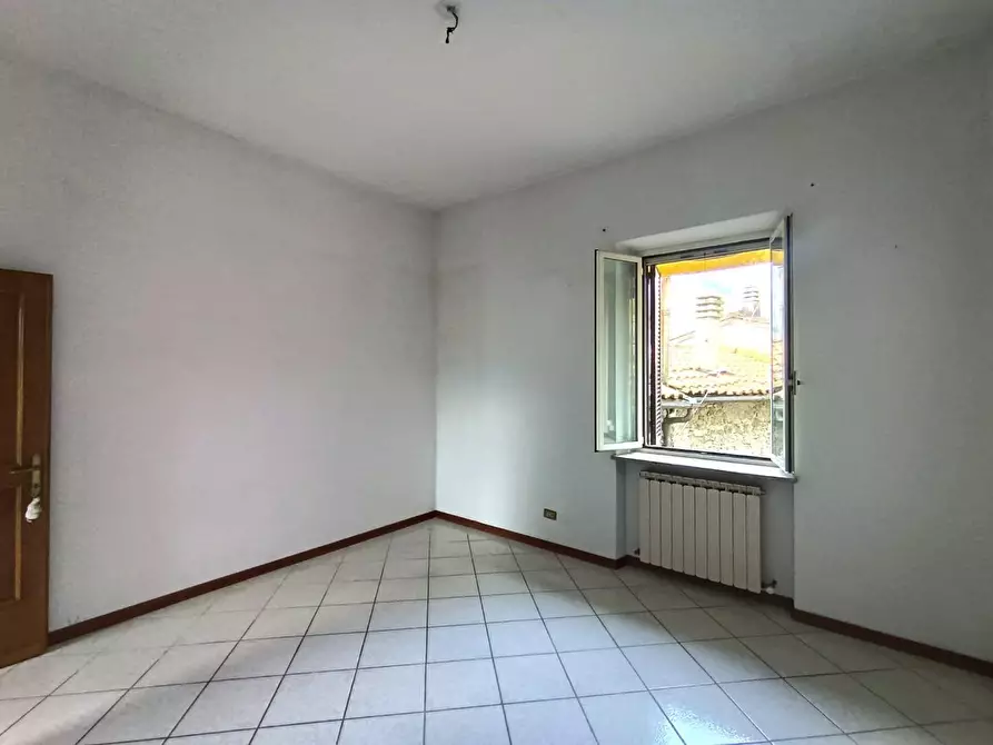 Immagine 23 di Casa semindipendente in vendita  a Gallicano