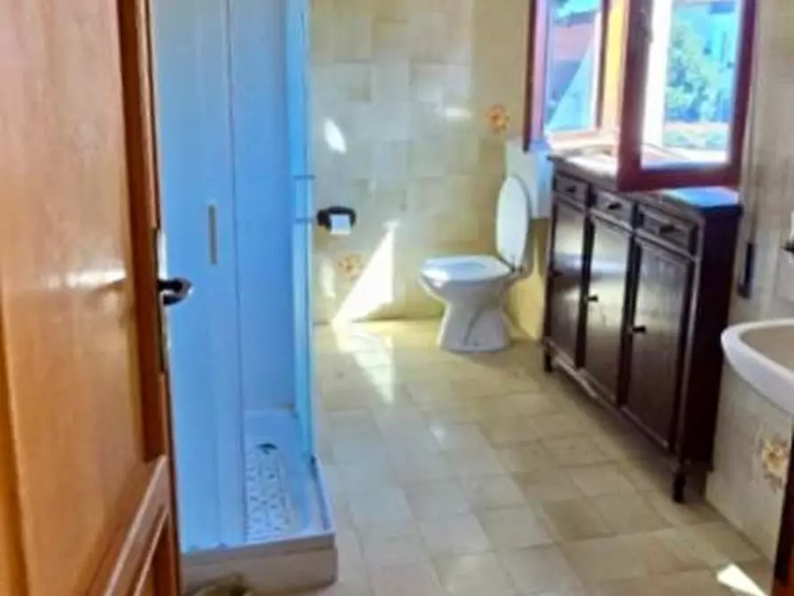 Immagine 21 di Casa bifamiliare in vendita  a Viareggio