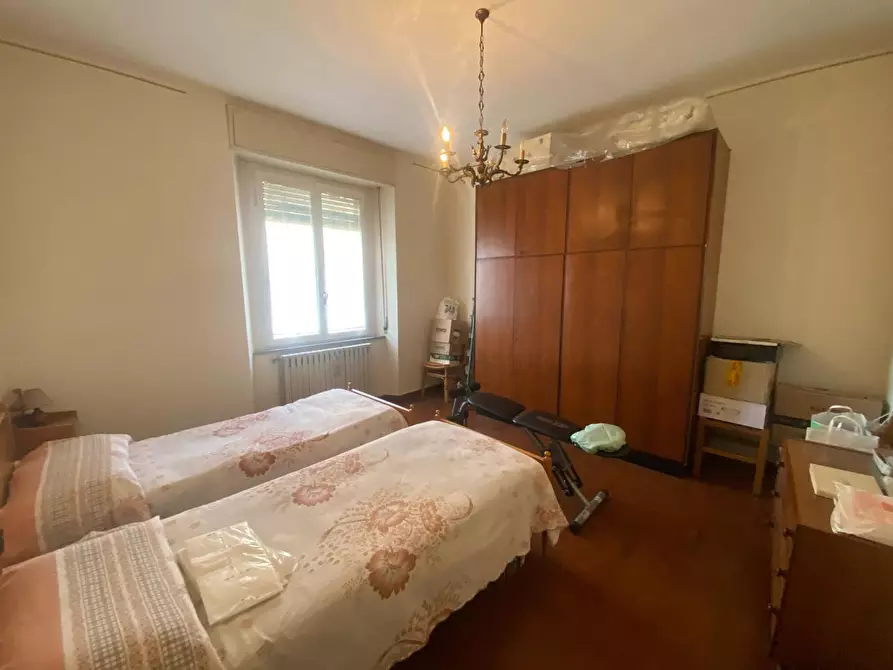 Immagine 8 di Appartamento in vendita  a Lucca