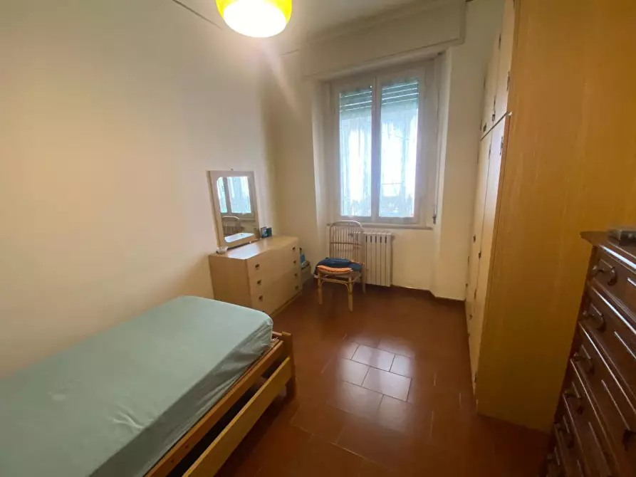 Immagine 14 di Appartamento in vendita  a Lucca