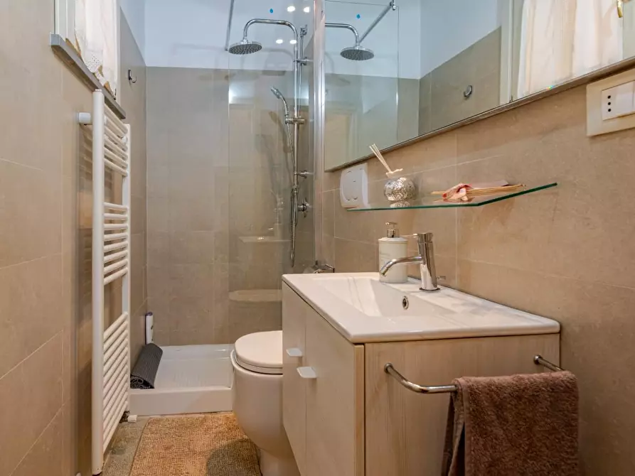 Immagine 25 di Terratetto in vendita  a San Giuliano Terme