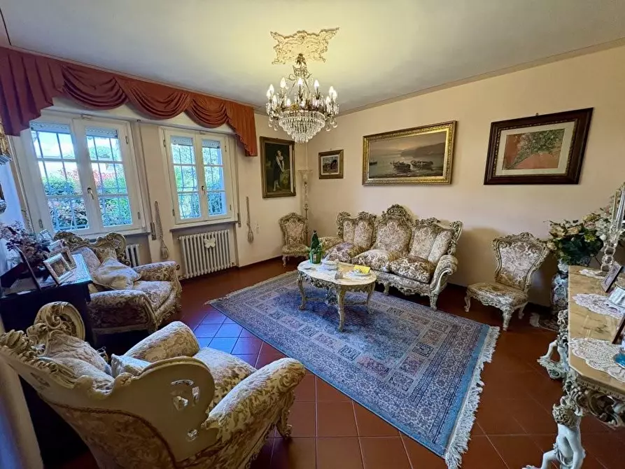 Immagine 20 di Villetta a schiera in vendita  a Lucca