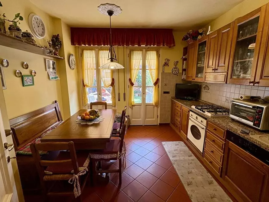 Immagine 22 di Villetta a schiera in vendita  a Lucca