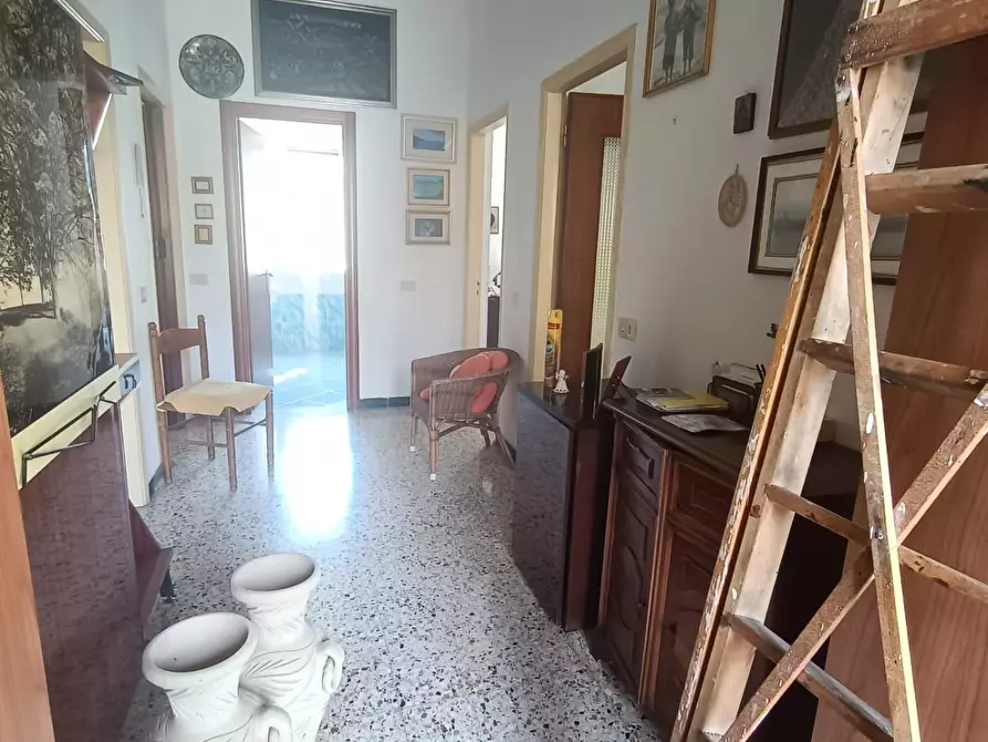 Immagine 13 di Casa indipendente in vendita  a Castelnuovo Magra