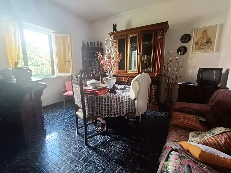 Immagine 14 di Casa indipendente in vendita  a Castelnuovo Magra