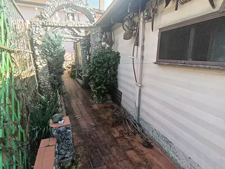 Immagine 26 di Casa indipendente in vendita  a Castelnuovo Magra