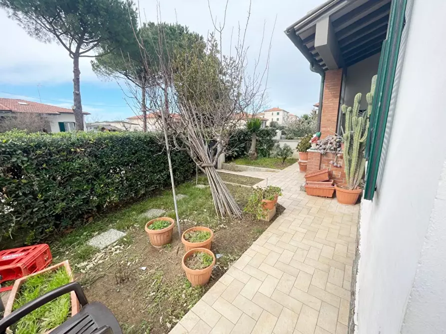 Immagine 4 di Casa bifamiliare in vendita  a Rosignano Marittimo