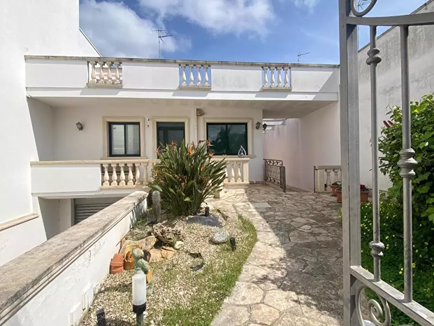 Immagine 3 di Villetta a schiera in vendita  a Carmiano