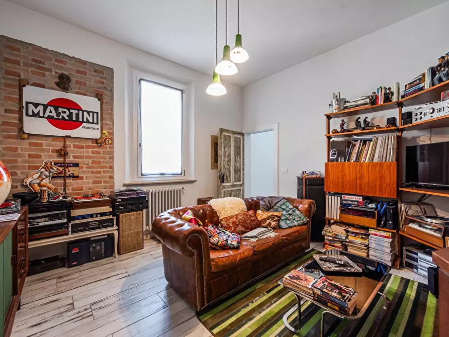 Immagine 6 di Appartamento in vendita  a Reggio Nell'emilia