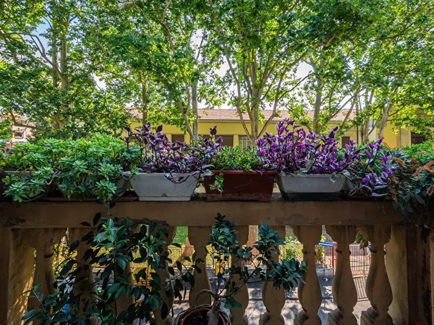 Immagine 5 di Appartamento in vendita  a Reggio Nell'emilia