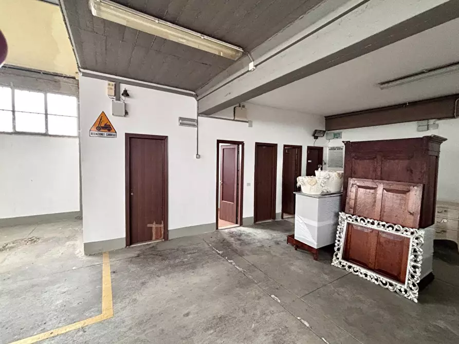 Immagine 4 di Attività artigianale in vendita  a San Miniato