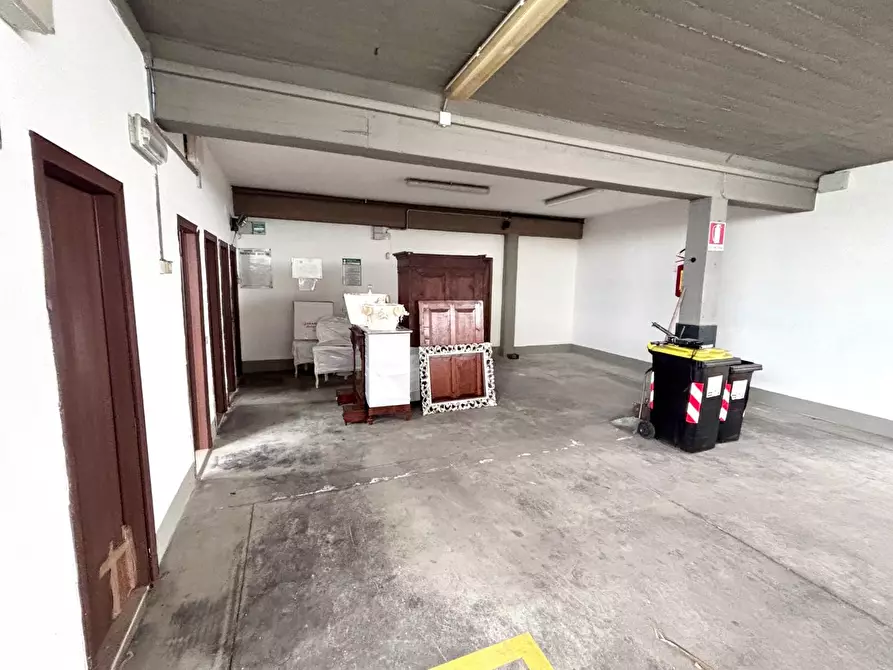 Immagine 3 di Attività artigianale in vendita  a San Miniato