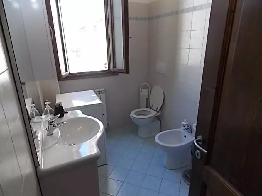 Immagine 10 di Appartamento in affitto  a Rosignano Marittimo