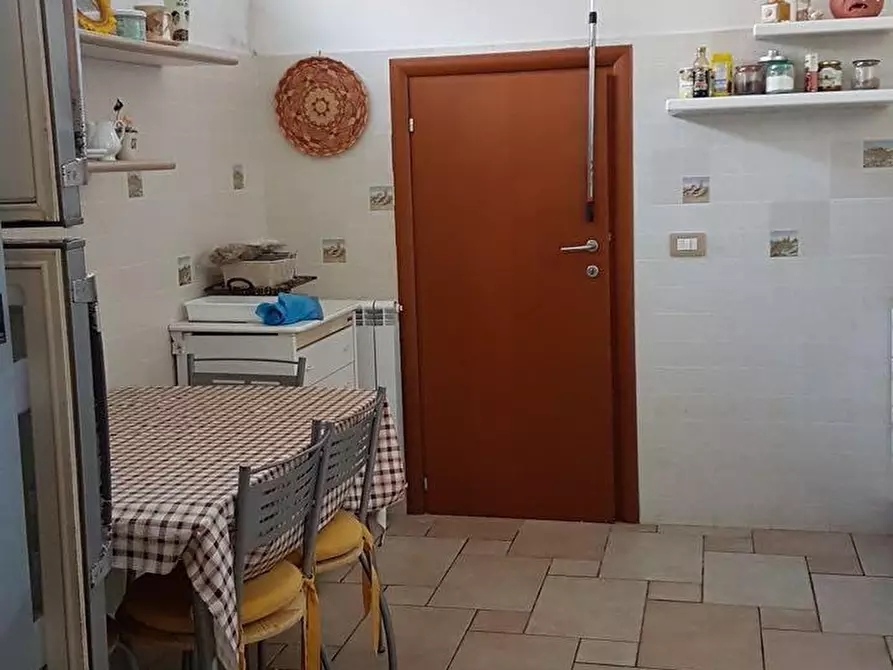 Immagine 43 di Casa quadrifamiliare in vendita  a Fiumicino