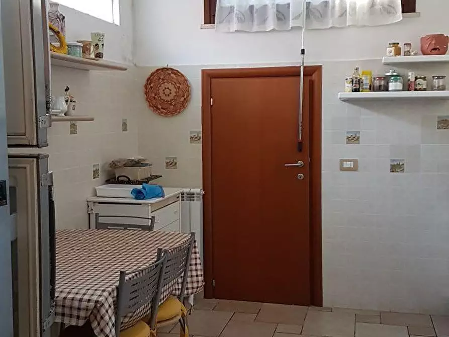 Immagine 27 di Casa quadrifamiliare in vendita  a Fiumicino
