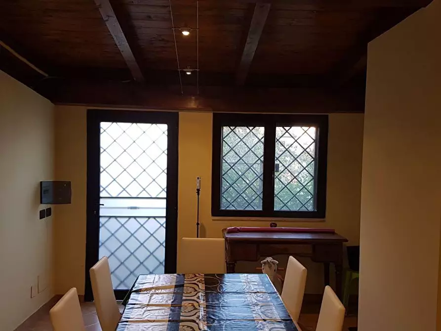 Immagine 53 di Casa quadrifamiliare in vendita  a Fiumicino