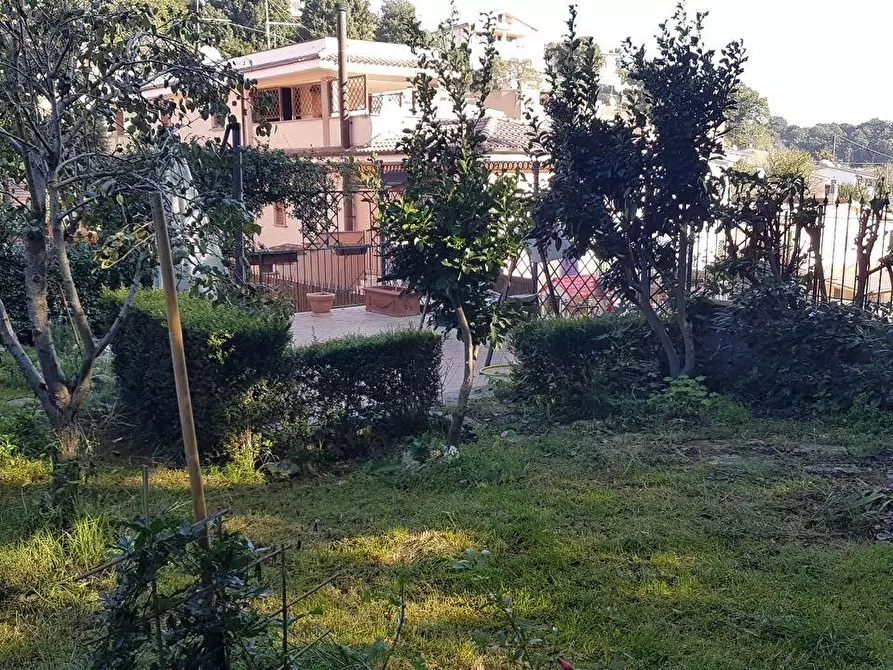 Immagine 59 di Casa quadrifamiliare in vendita  a Fiumicino