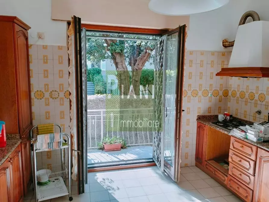 Immagine 5 di Appartamento in vendita  a Livorno