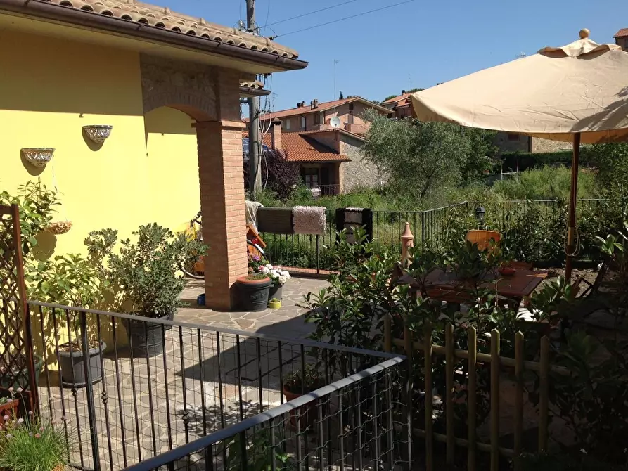 Immagine 9 di Appartamento in vendita  a Murlo