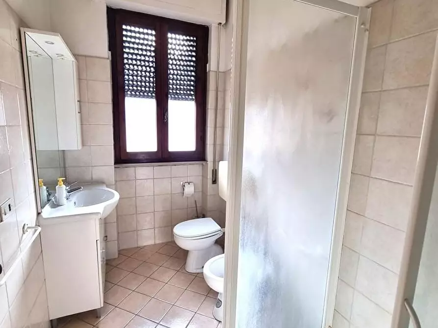 Immagine 19 di Appartamento in vendita  a Viareggio