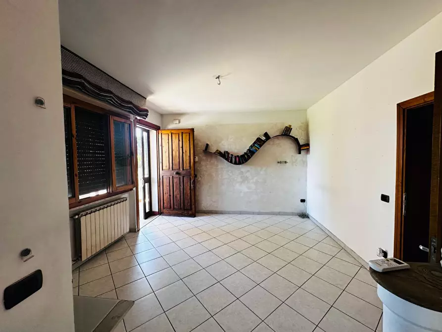 Immagine 3 di Appartamento in vendita  a San Giuliano Terme