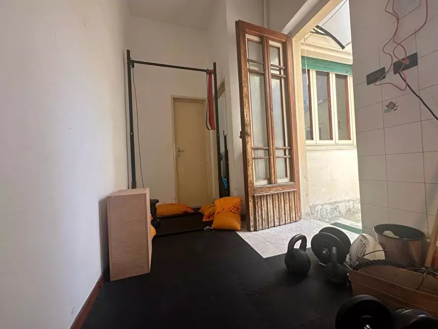 Immagine 50 di Villa in vendita  a Viareggio