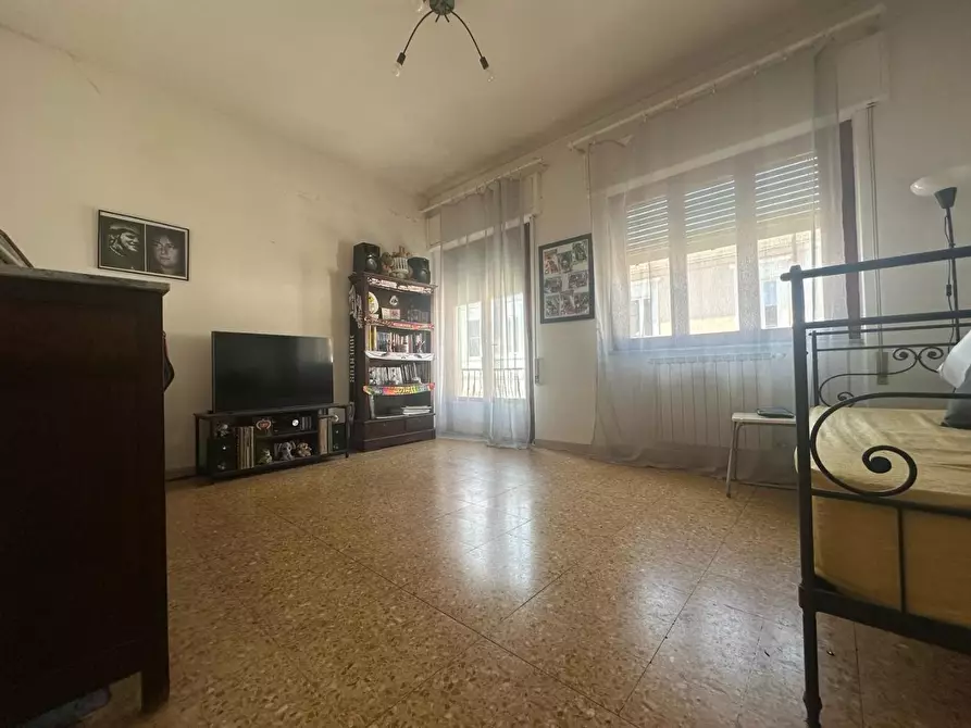 Immagine 64 di Villa in vendita  a Viareggio