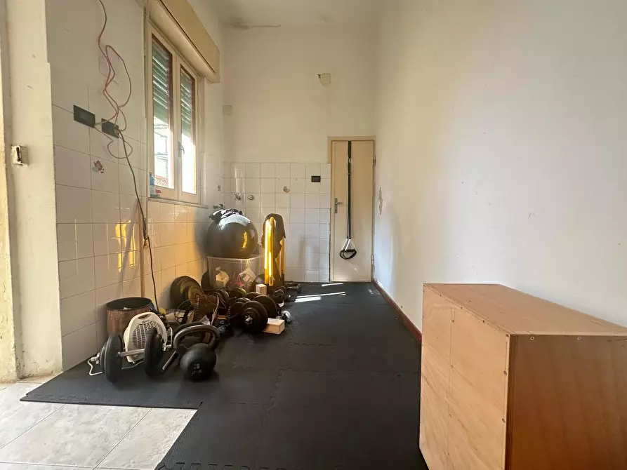 Immagine 47 di Villa in vendita  a Viareggio