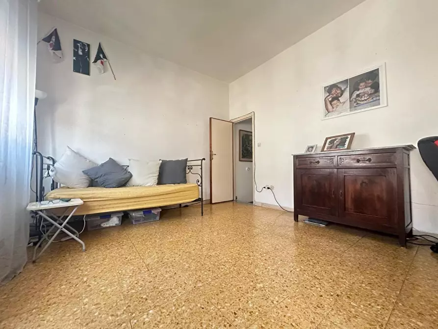 Immagine 65 di Villa in vendita  a Viareggio