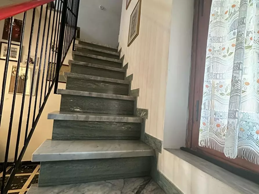 Immagine 74 di Villa in vendita  a Viareggio