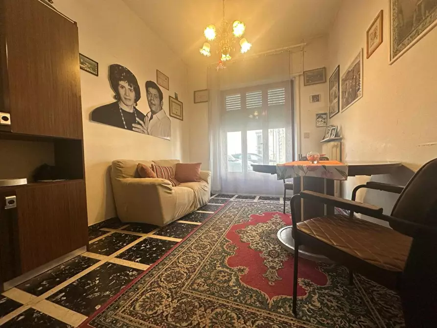 Immagine 61 di Villa in vendita  a Viareggio