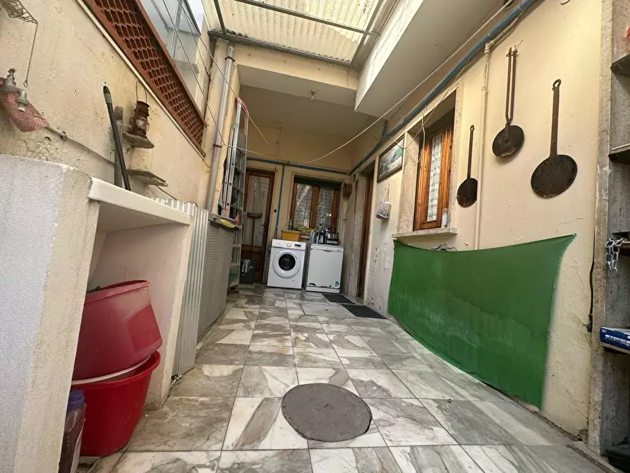 Immagine 27 di Villa in vendita  a Viareggio