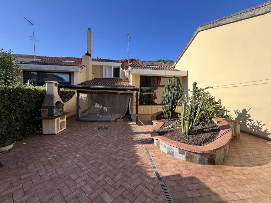 Immagine 4 di Villetta a schiera in vendita  a Cecina