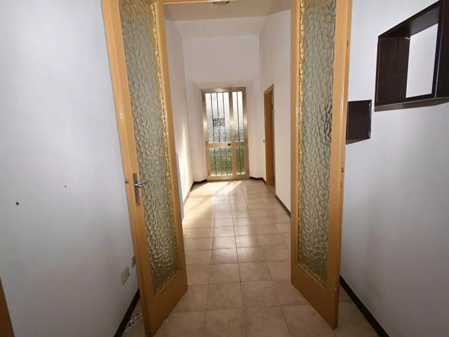 Immagine 10 di Villa in vendita  a Vecchiano