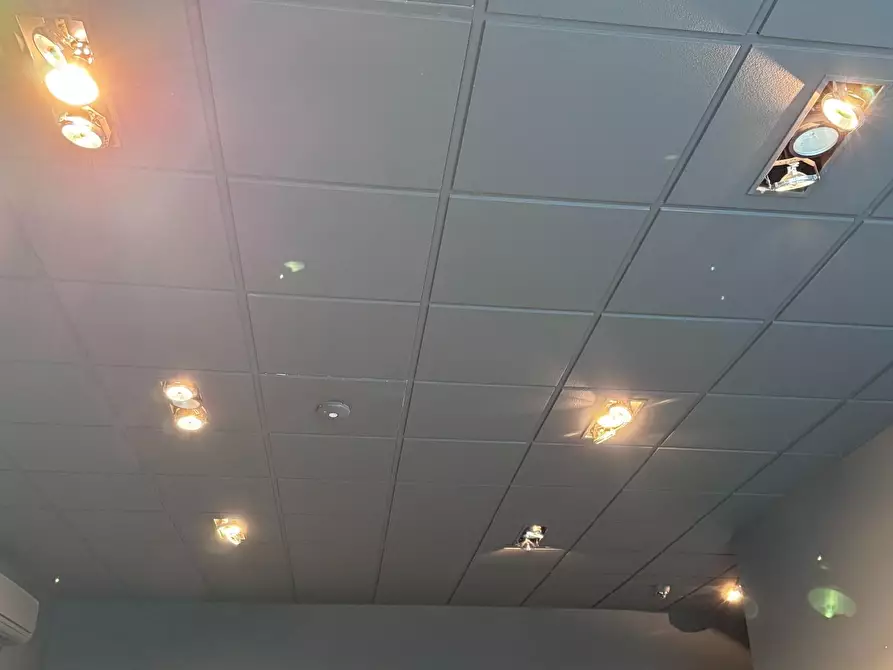 Immagine 8 di Locale commerciale in vendita  a Capannoli