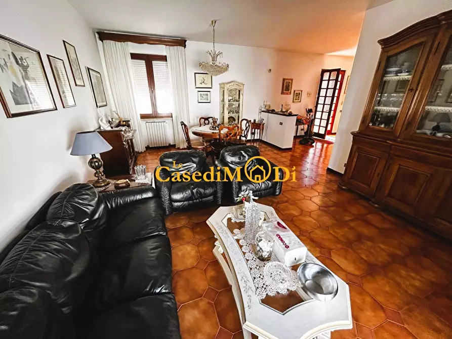 Immagine 4 di Porzione di casa in vendita  a Rosignano Marittimo