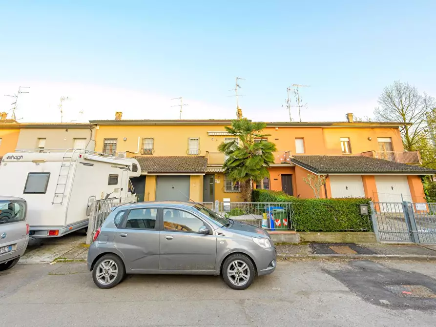 Immagine 38 di Villetta a schiera in vendita  a San Prospero