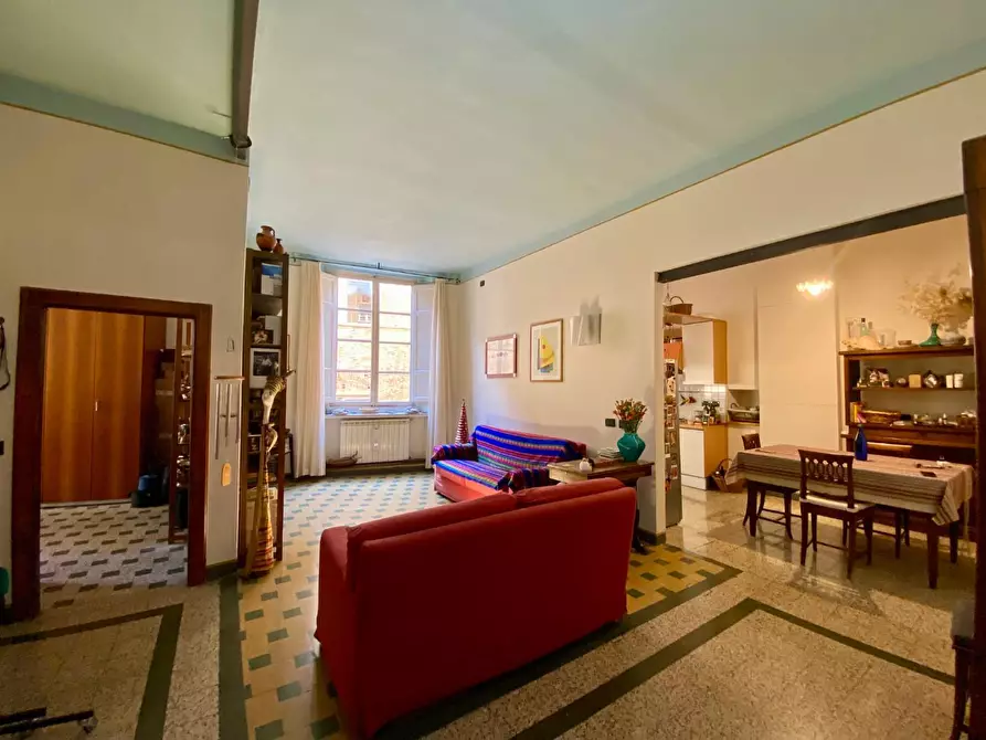 Immagine 6 di Appartamento in vendita  a Lucca