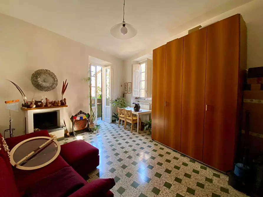 Immagine 9 di Appartamento in vendita  a Lucca