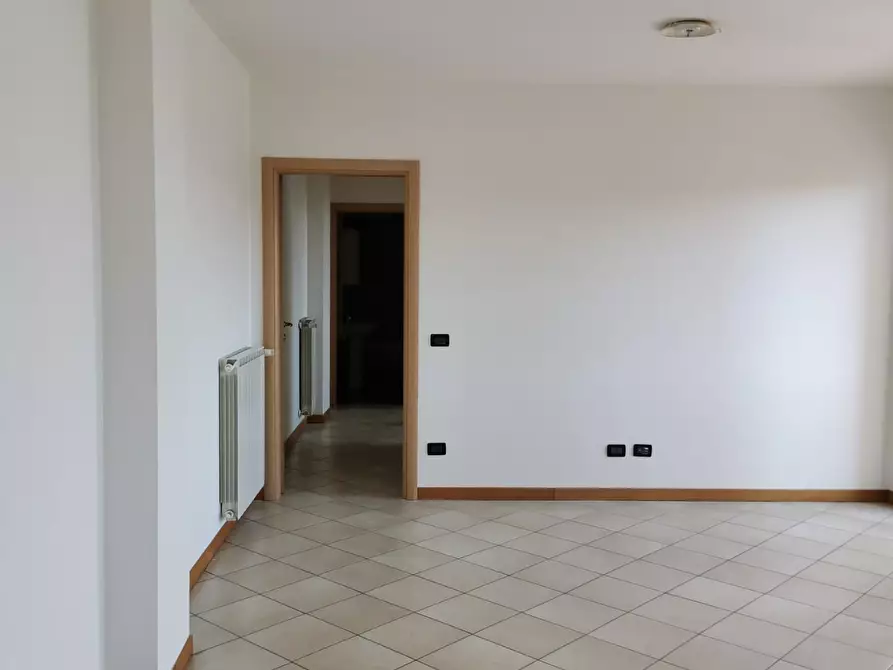 Immagine 13 di Appartamento in vendita  a Colle Di Val D'elsa