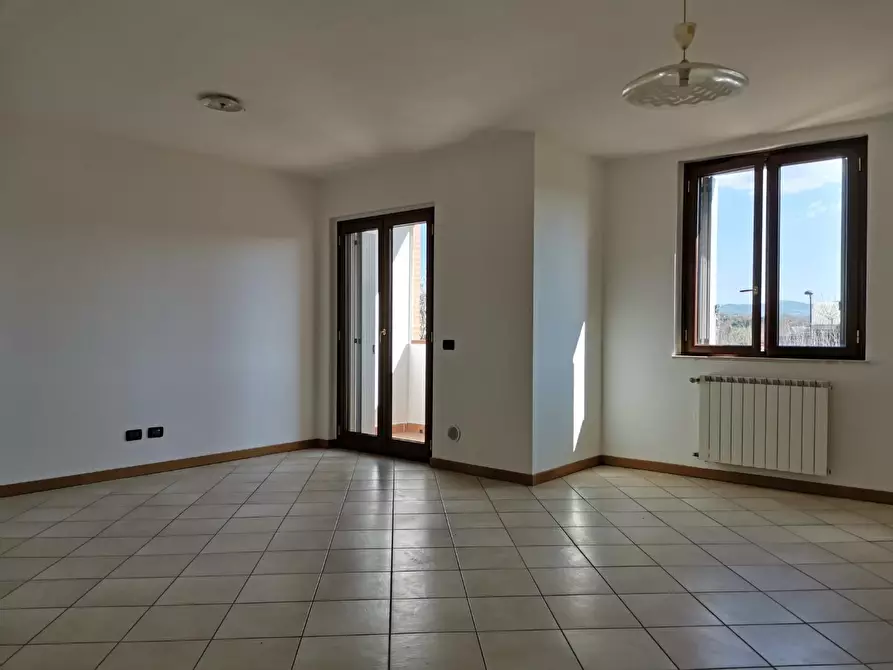 Immagine 5 di Appartamento in vendita  a Colle Di Val D'elsa