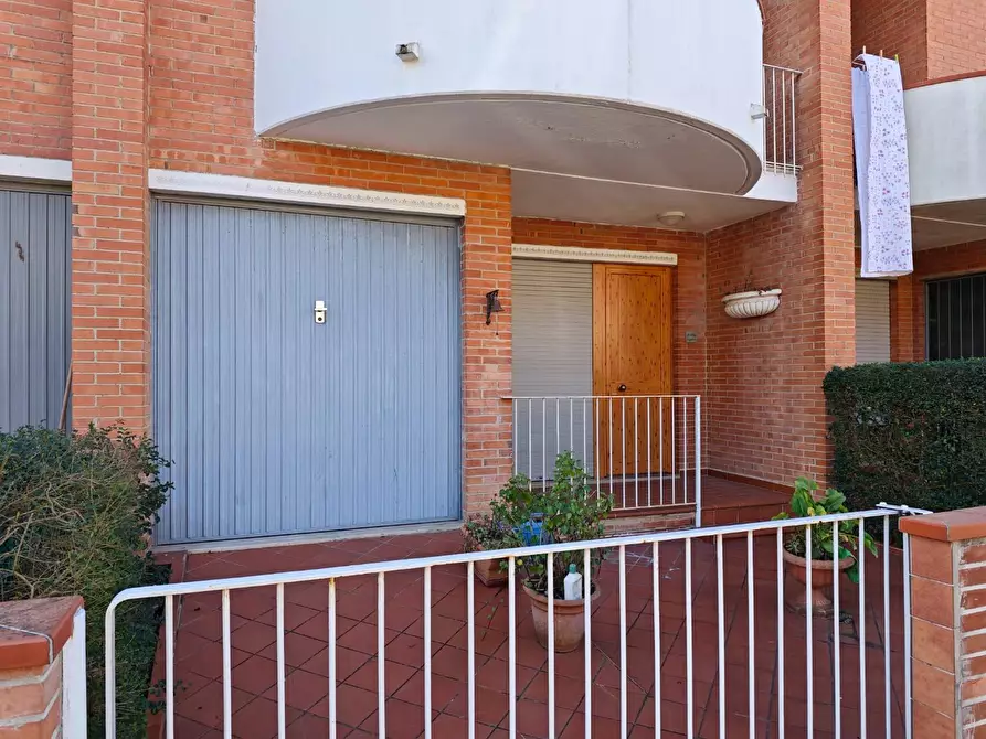 Immagine 59 di Villetta a schiera in vendita  a Ponsacco