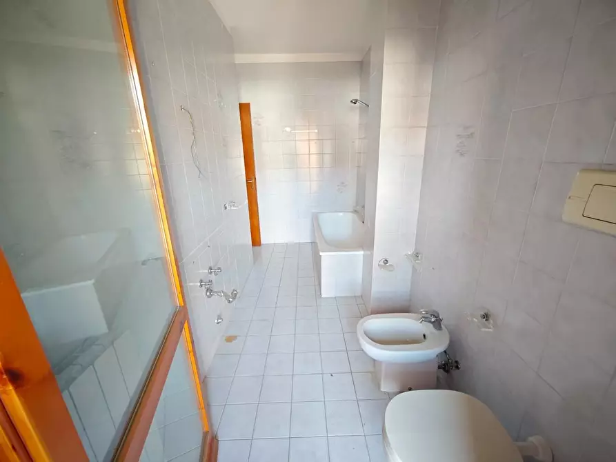 Immagine 46 di Villetta a schiera in vendita  a Ponsacco