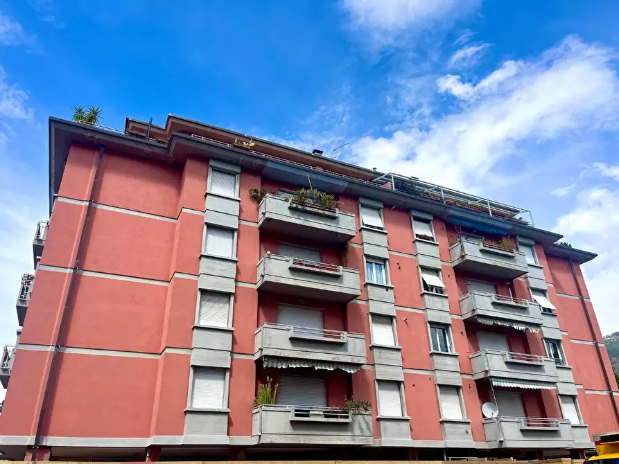 Immagine 23 di Appartamento in vendita  a Massa