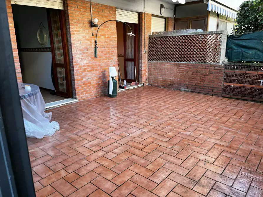 Immagine 1 di Appartamento in vendita  a Carrara