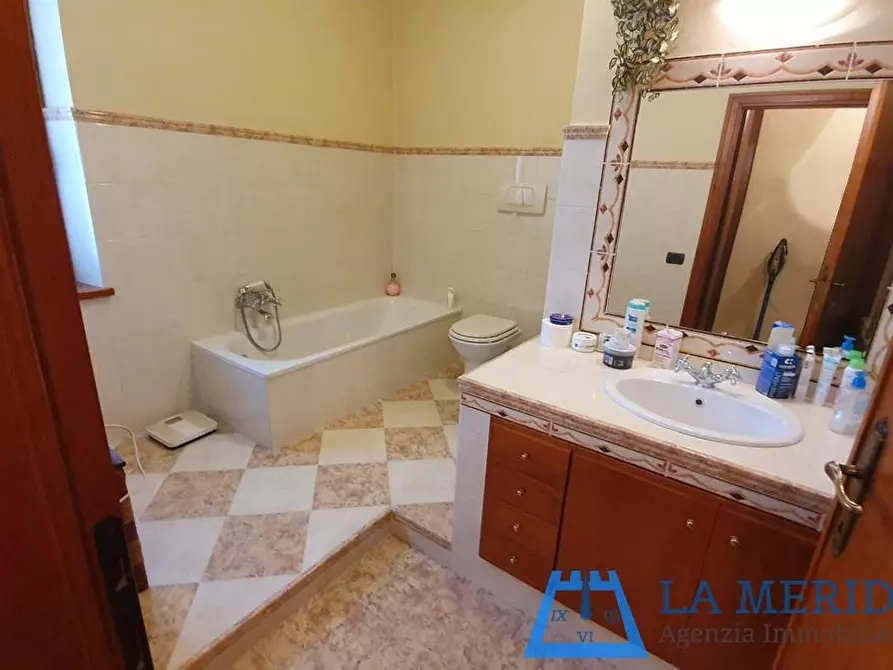 Immagine 19 di Appartamento in vendita  a Larciano