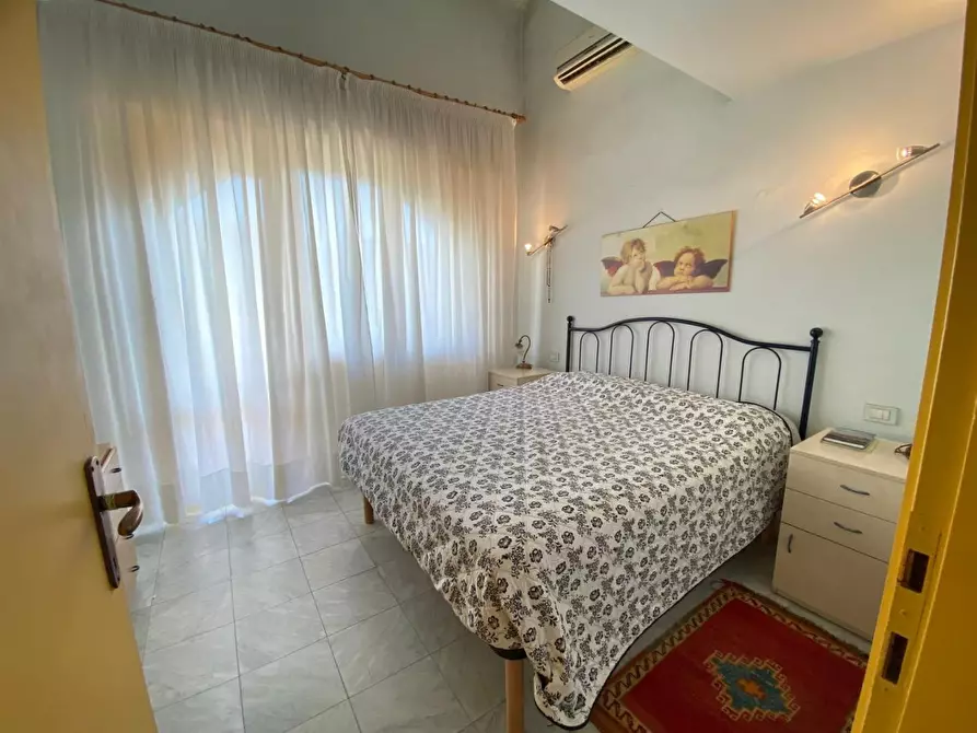 Immagine 11 di Villetta a schiera in vendita  a Massa