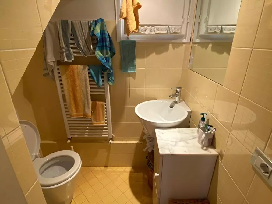 Immagine 23 di Villetta a schiera in vendita  a Massa